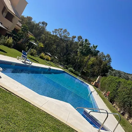 Santa Maria Village, Elviria, * Marbella