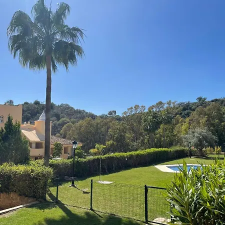 Santa Maria Village, Elviria, * Marbella