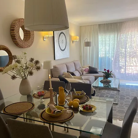 Santa Maria Village, Elviria, Apartment *